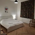 Froidvau Lägenhet *