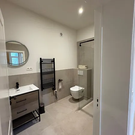 アパート Froidvau *