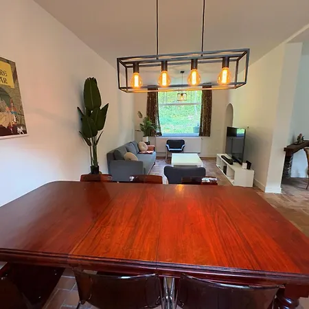 Froidvau アパート