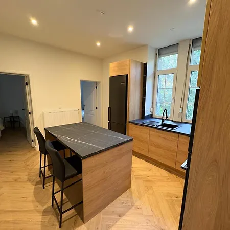 アパート Froidvau